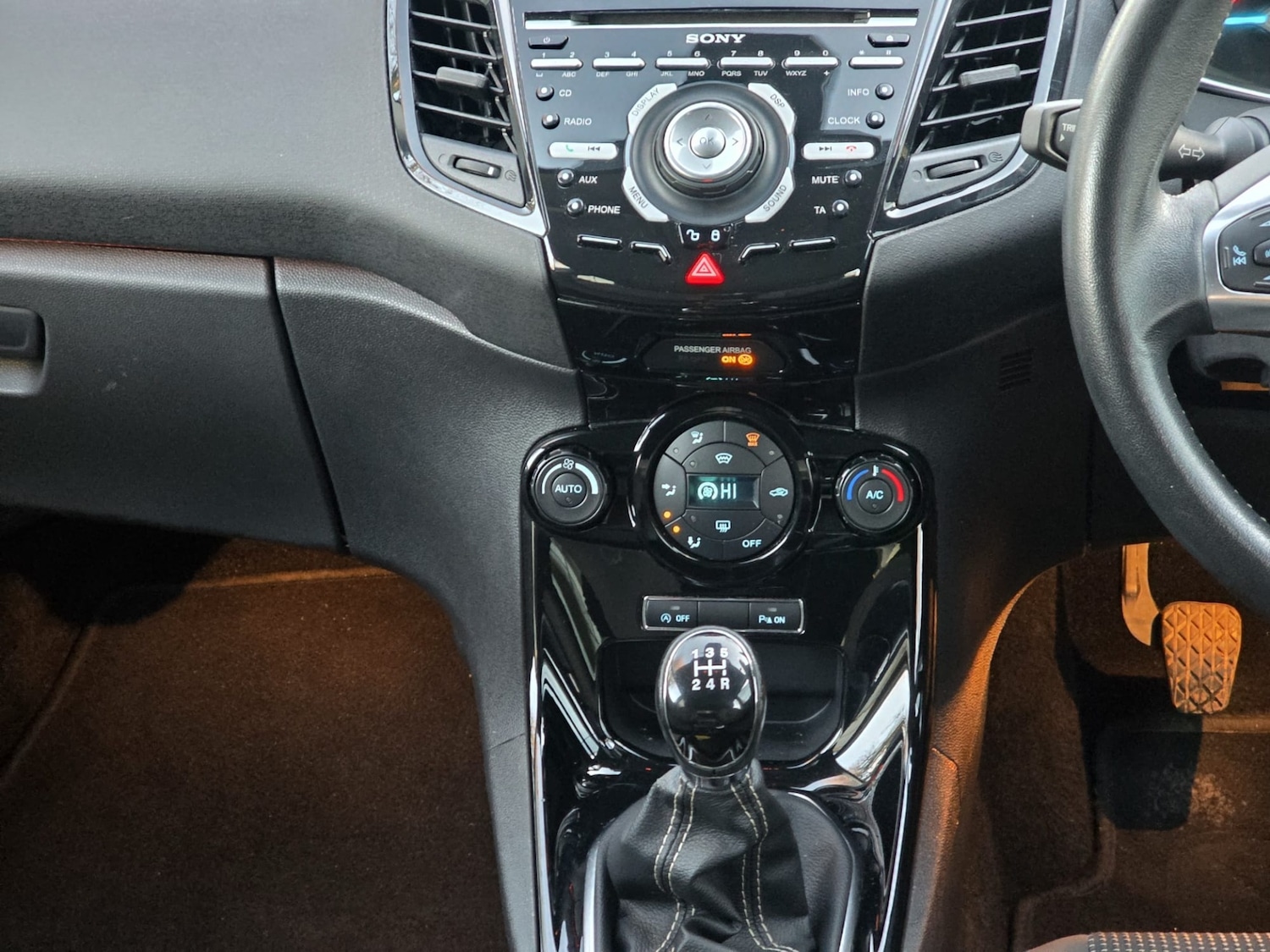 Used Ford Fiesta 2016 for sale - 77055825: Photo 6