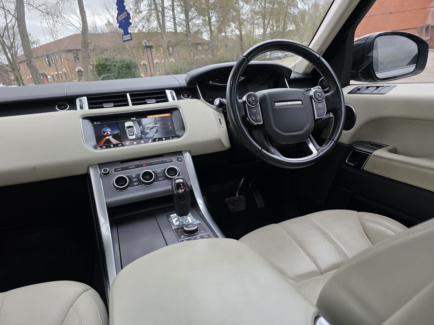 Used Land Rover Range Rover Sport 2017 for sale - 77701049: Photo 15