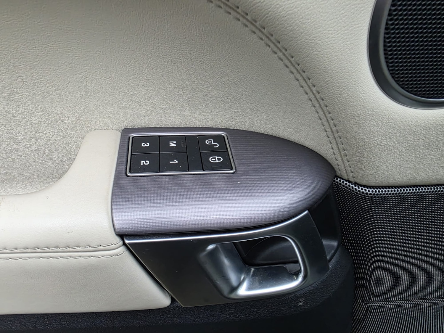 Used Land Rover Range Rover Sport 2017 for sale - 77701049: Photo 65