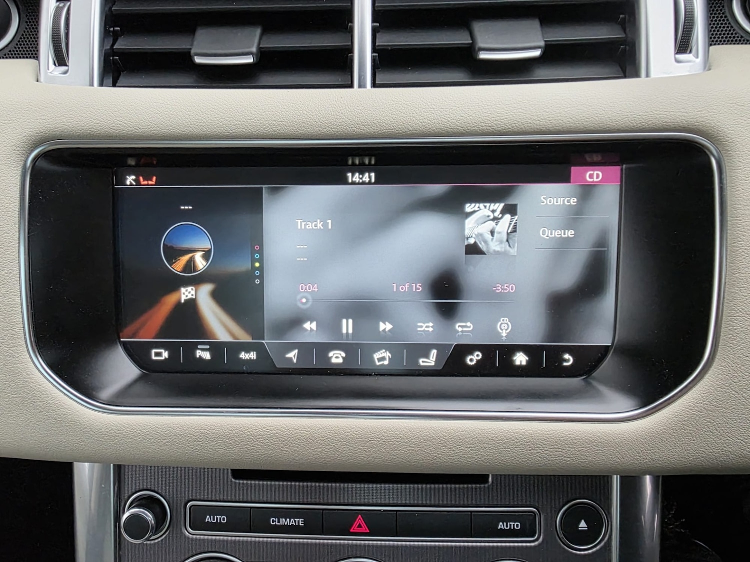 Used Land Rover Range Rover Sport 2017 for sale - 77701049: Photo 9