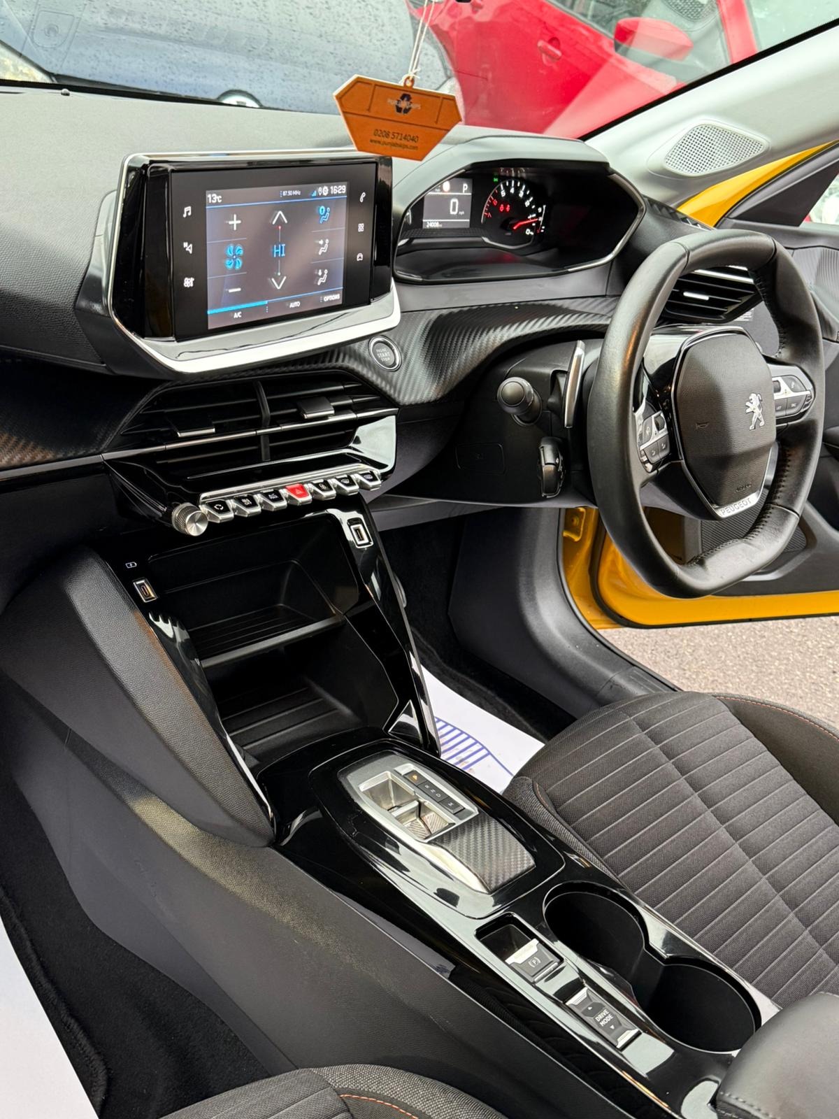 Used Peugeot 208 2023 for sale - 76931417: Photo 7