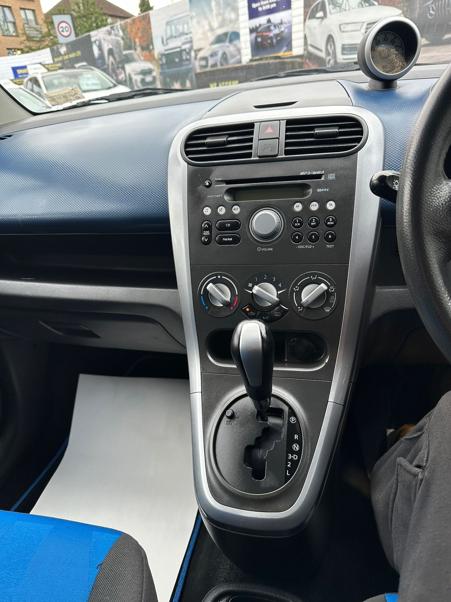 Used Vauxhall Agila 2010 for sale - 76931122: Photo 18