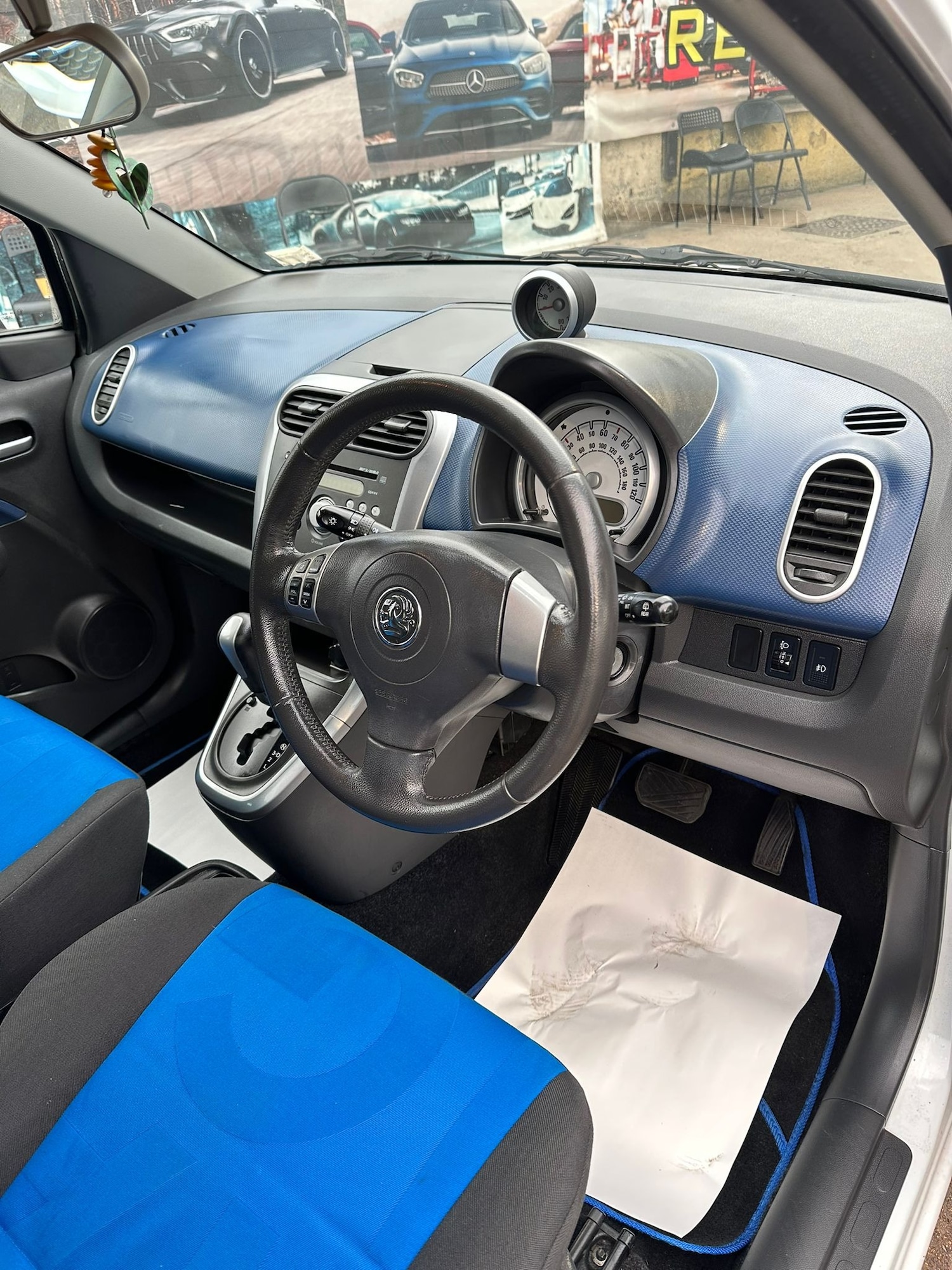 Used Vauxhall Agila 2010 for sale - 76931122: Photo 2