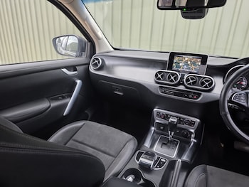 Used Mercedes-Benz X Class 2019 for sale - 78134632: Photo