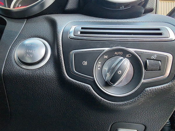 Used Mercedes-Benz GLC 2018 for sale - 76287553: Photo 41