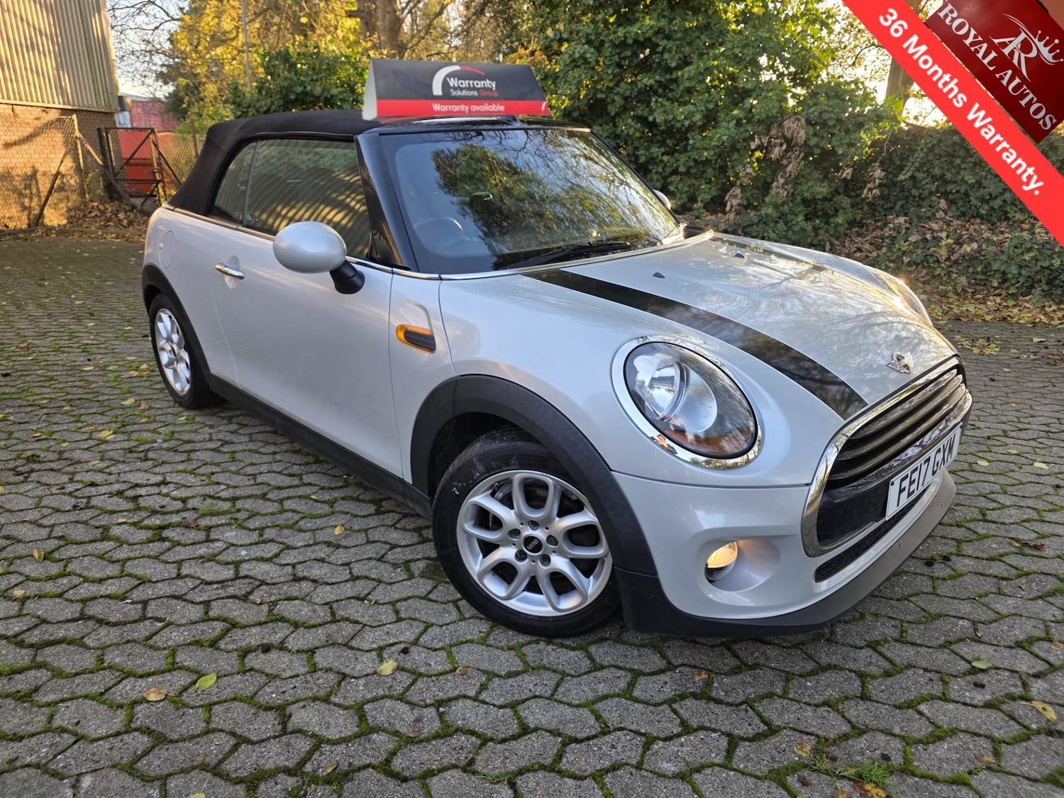 Used MINI Convertible 2017 for sale - 76750525: Photo 1