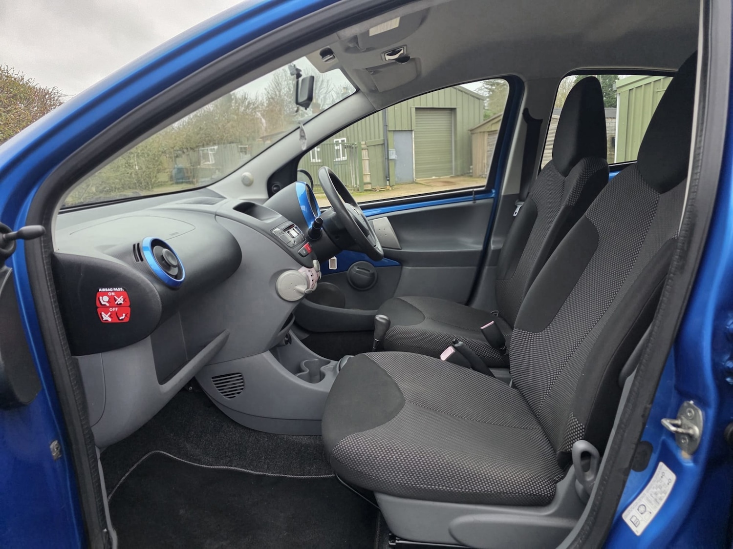 Used Toyota AYGO 2009 for sale - 76750396: Photo 12