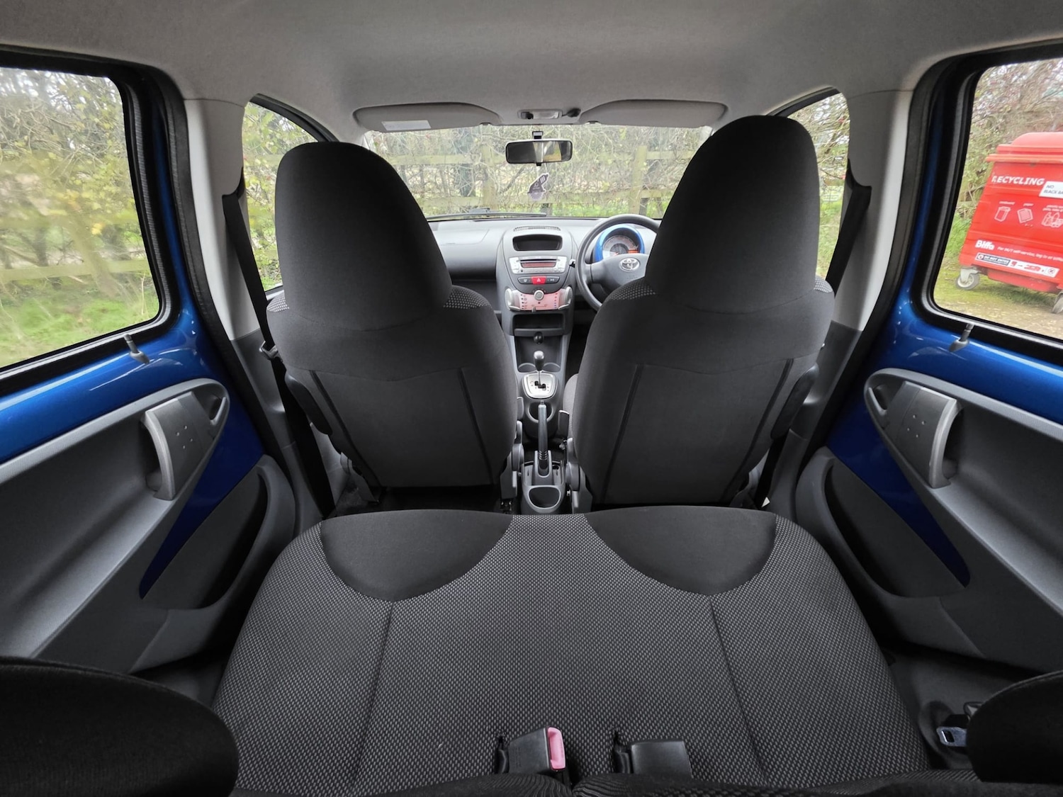 Used Toyota AYGO 2009 for sale - 76750396: Photo 18