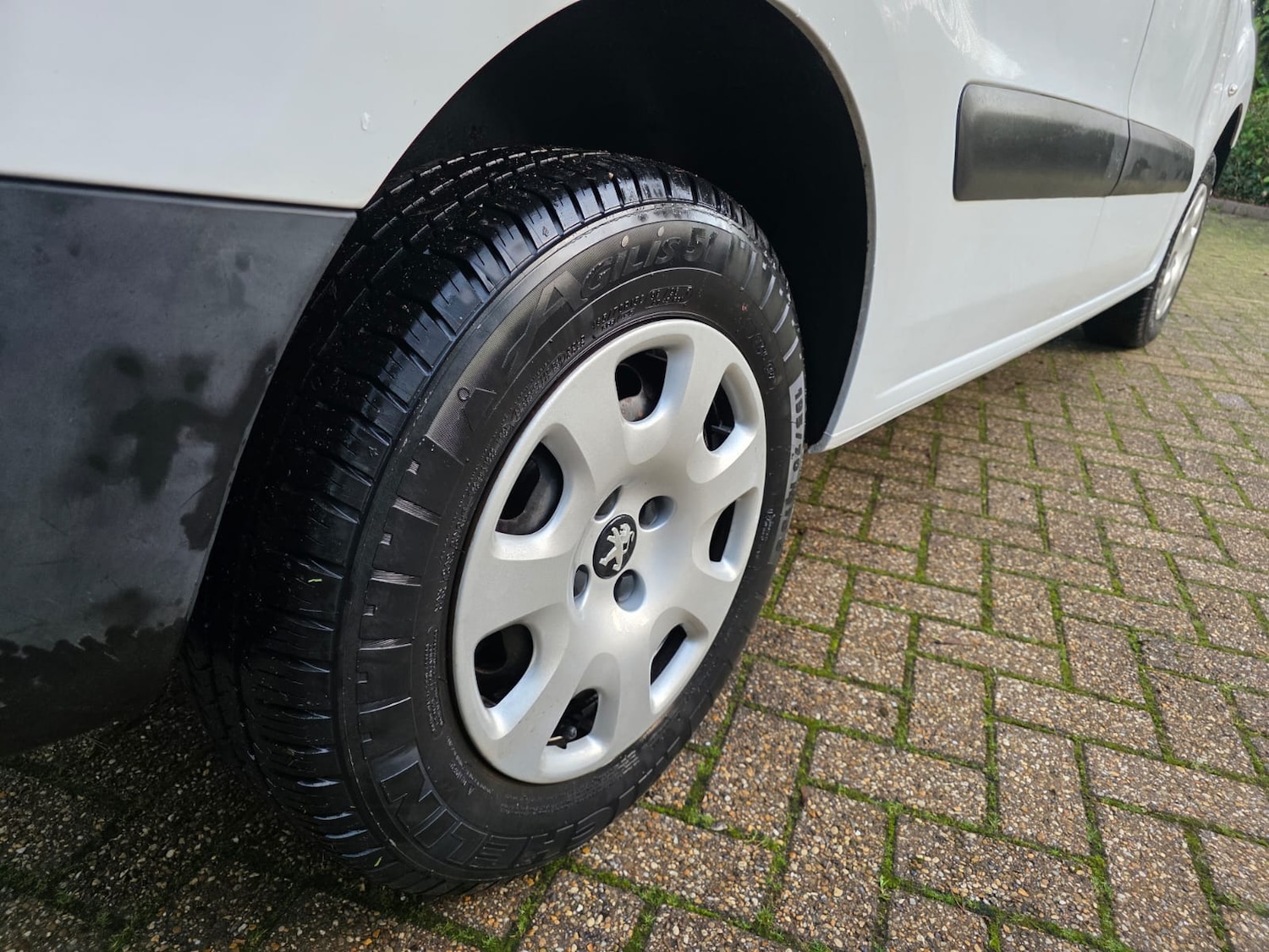 Used Peugeot Partner 2020 for sale - 76935452: Photo 17