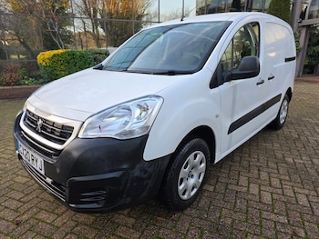 Used Peugeot Partner 2020 for sale - 76935452: Photo