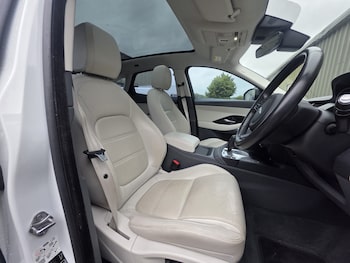 Used Jaguar E-Pace 2019 for sale - 78873456: Photo