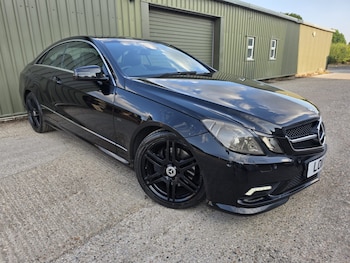 Used Mercedes-Benz E Class 2011 for sale - 79438628: Photo