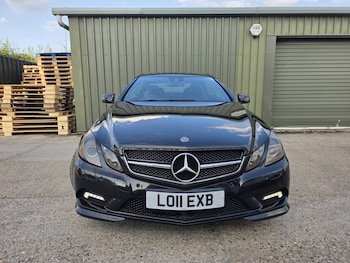 Used Mercedes-Benz E Class 2011 for sale - 79438628: Photo