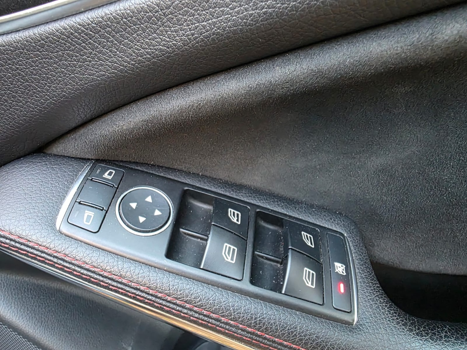 Used Mercedes-Benz A-Class 2016 for sale - 76935447: Photo 38