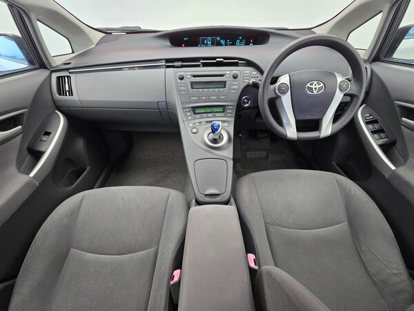 Used Toyota Prius 2010 for sale - 73557376: Photo 12