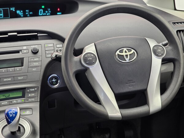Used Toyota Prius 2010 for sale - 73557376: Photo 18