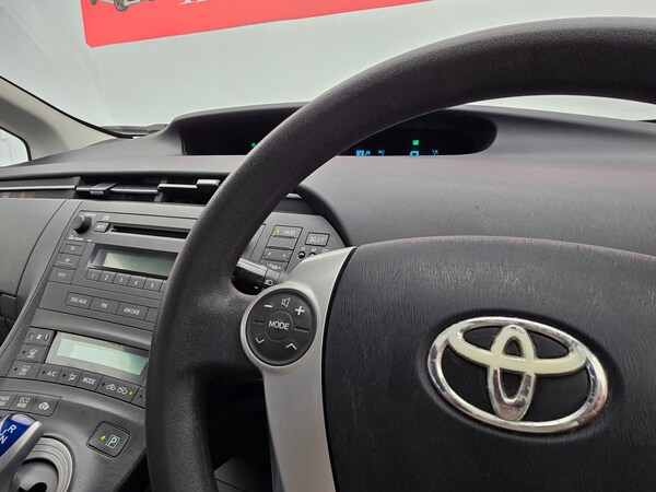 Used Toyota Prius 2010 for sale - 73557376: Photo 19