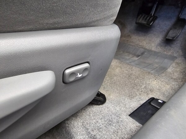 Used Toyota Prius 2010 for sale - 73557376: Photo 32
