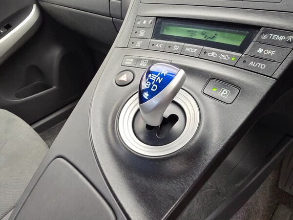 Used Toyota Prius 2010 for sale - 73557376: Photo 35