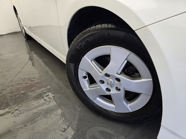 Used Toyota Prius 2010 for sale - 73557376: Photo 43