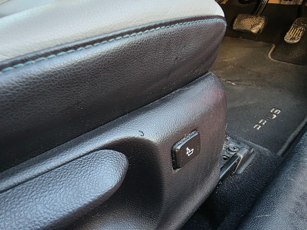 Used Toyota Prius 2017 for sale - 74018039: Photo 17