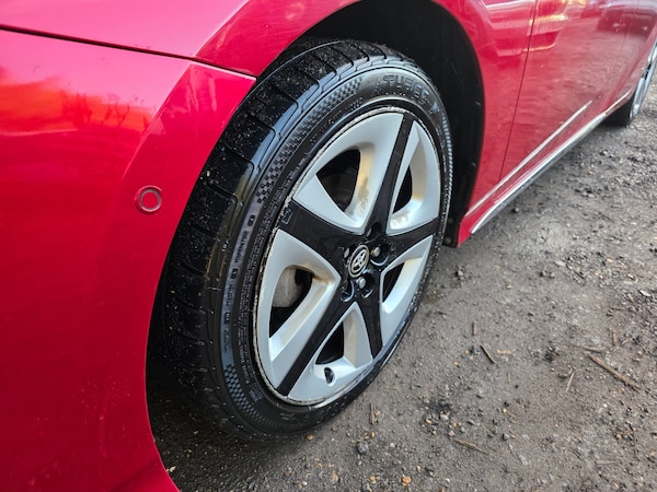 Used Toyota Prius 2017 for sale - 74018039: Photo 29