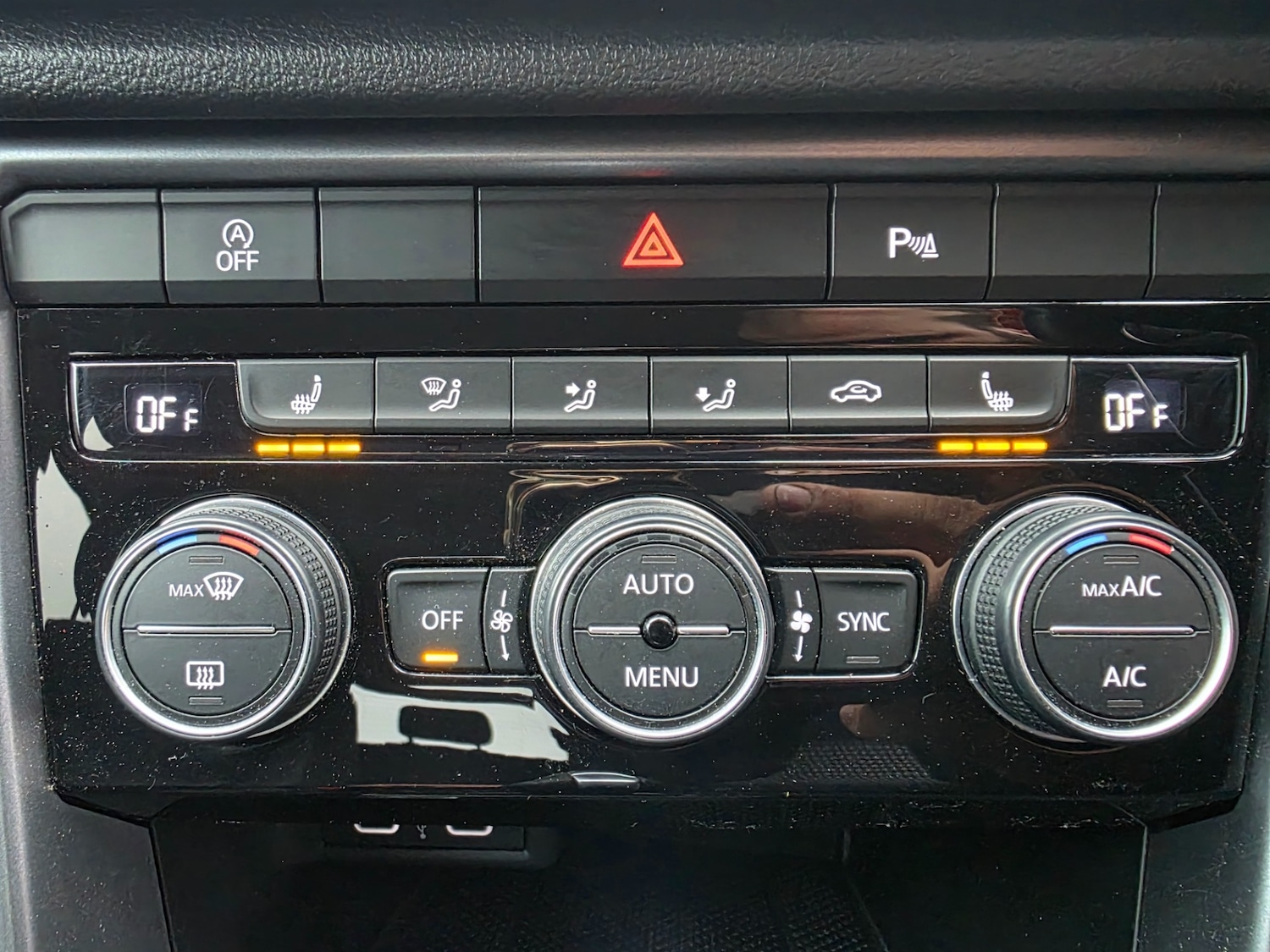 Used Volkswagen T-Roc 2021 for sale - 76405494: Photo 11