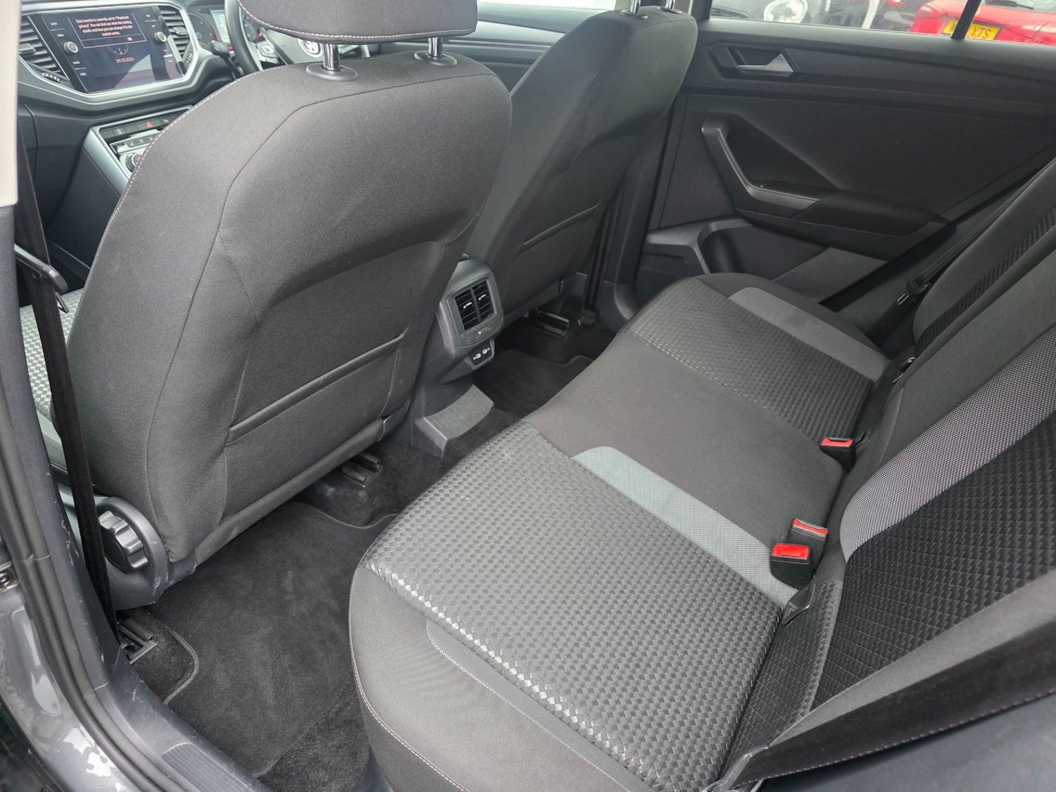 Used Volkswagen T-Roc 2021 for sale - 76405494: Photo 29