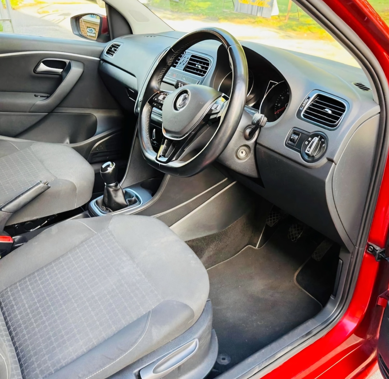 Used Volkswagen Polo 2016 for sale - 76412222: Photo 10