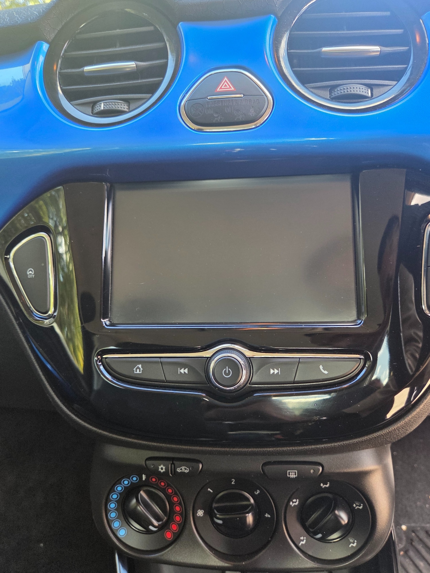 Used Vauxhall ADAM 2017 for sale - 75957183: Photo 11