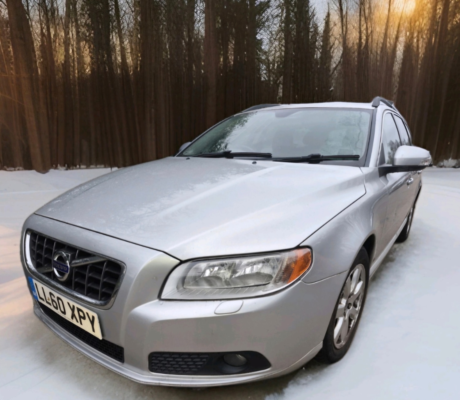 Used Volvo V70 2010 for sale - 77662840: Photo 3