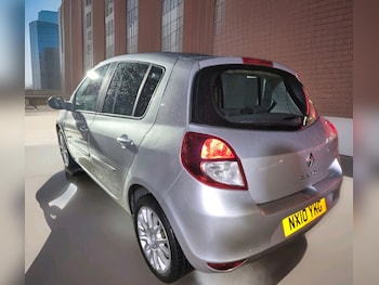 Used Renault Clio 2010 for sale - 78018725: Photo