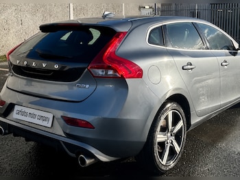 Used Volvo V40 2013 for sale - 79614840: Photo