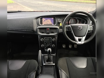 Used Volvo V40 2013 for sale - 79614840: Photo