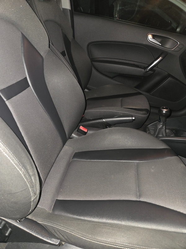 Used Audi A1 2012 for sale - 76273242: Photo 8