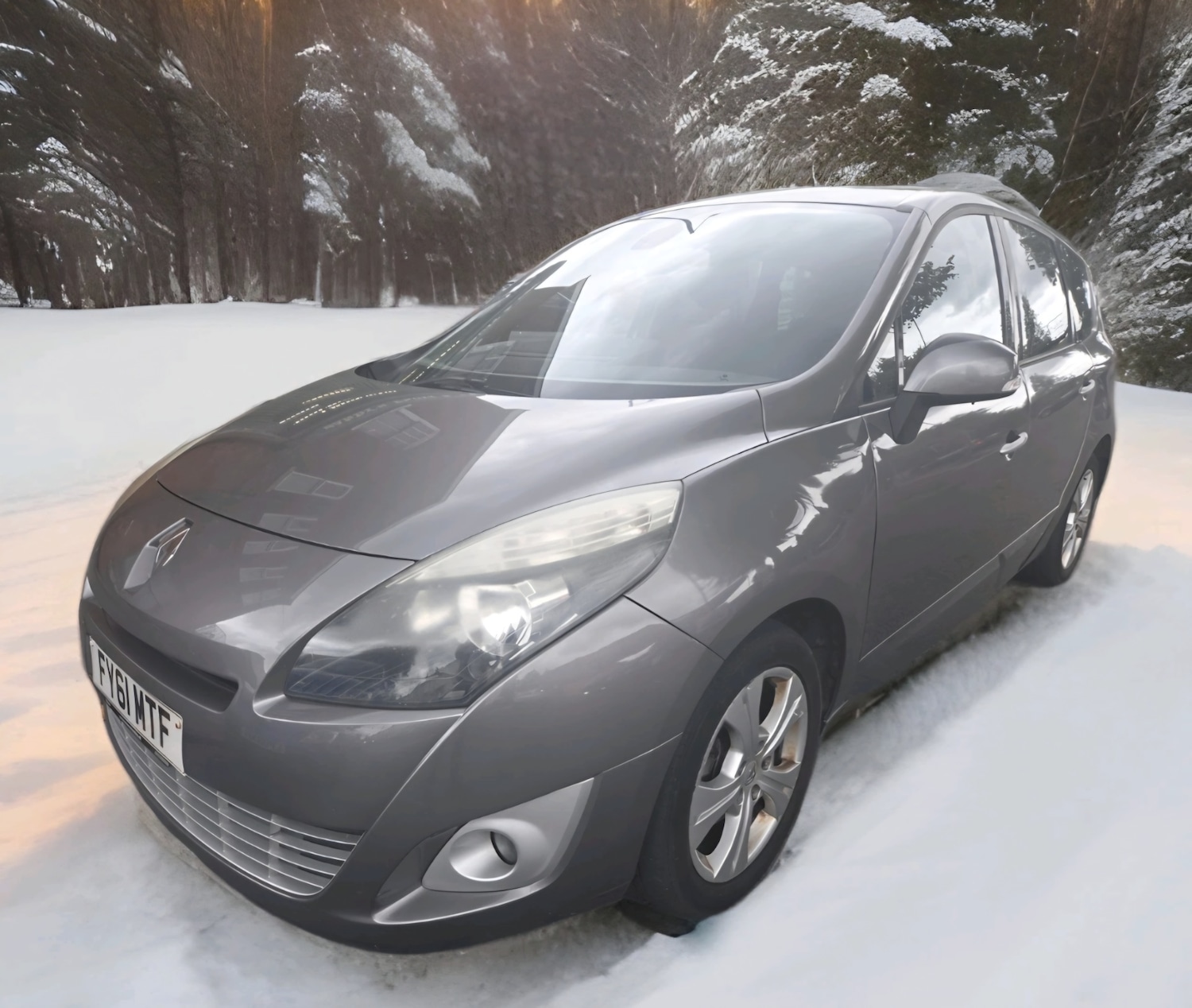 Used Renault Grand Scenic 2011 for sale - 76045301: Photo 1