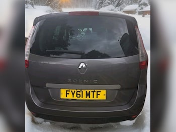 Used Renault Grand Scenic 2011 for sale - 76045301: Photo 3