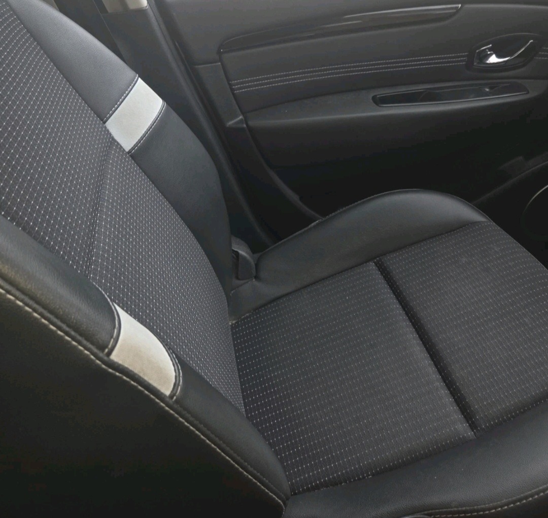 Used Renault Grand Scenic 2011 for sale - 76045301: Photo 6