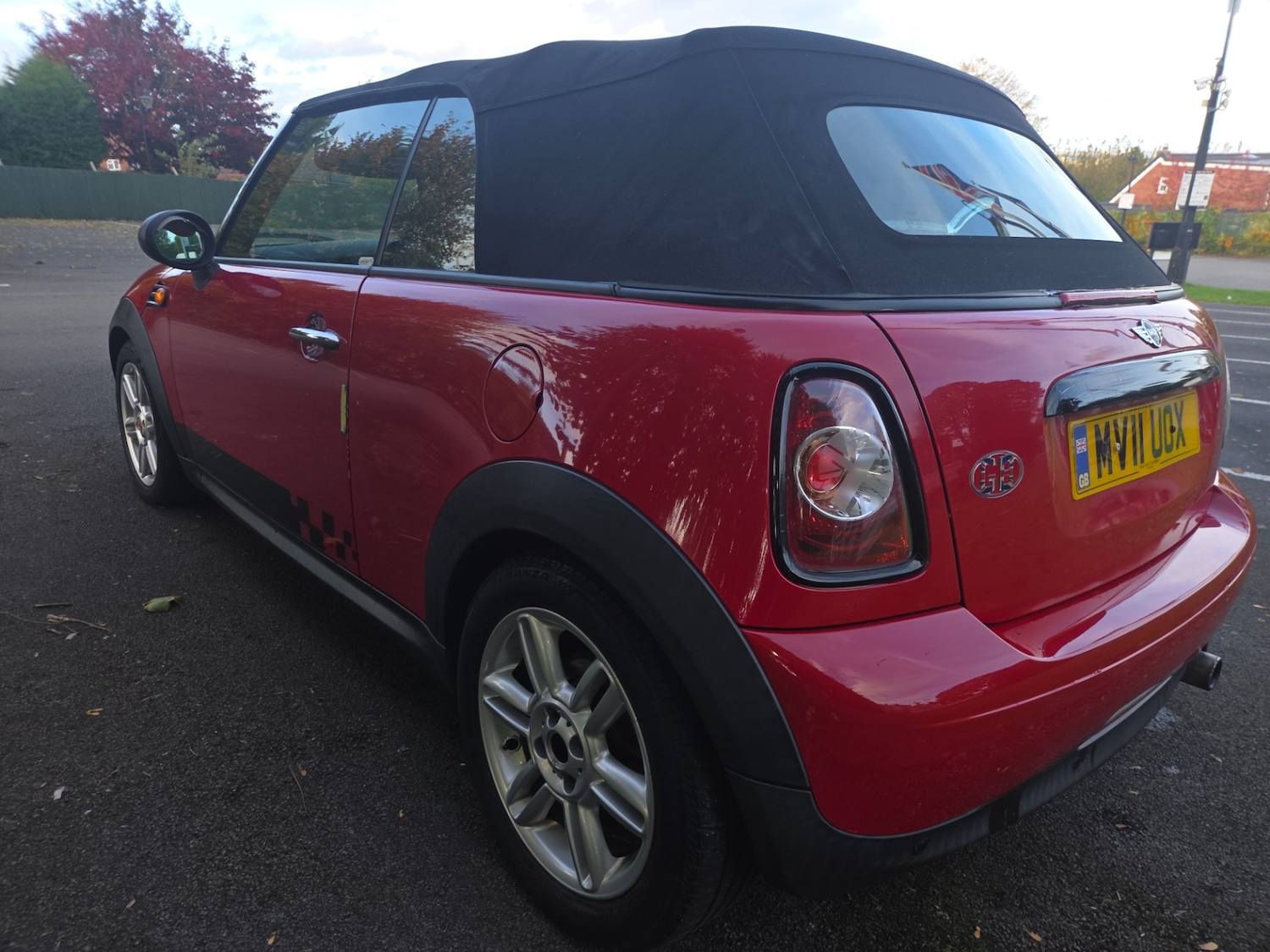 Used MINI Convertible 2011 for sale - 75684774: Photo 22
