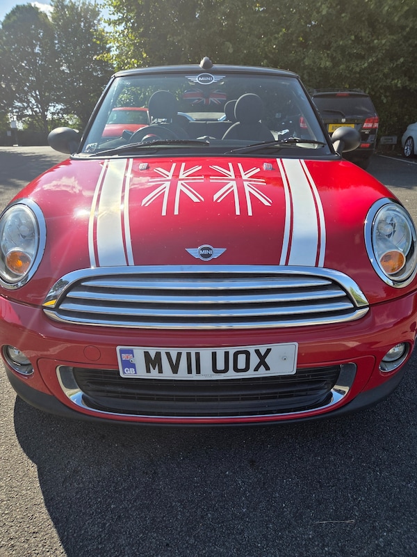 Used MINI Convertible 2011 for sale - 75684774: Photo 6