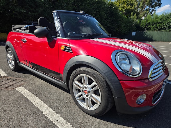 Used MINI Convertible 2011 for sale - 75684774: Photo 7
