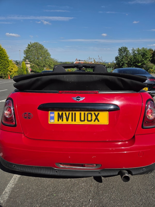 Used MINI Convertible 2011 for sale - 75684774: Photo 9