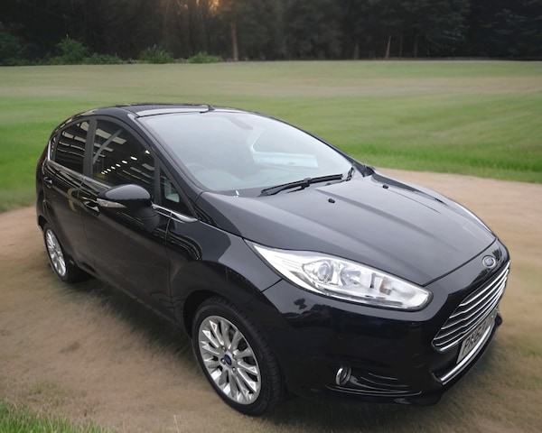 Used Ford Fiesta 2013 for sale - 76299133: Photo 1