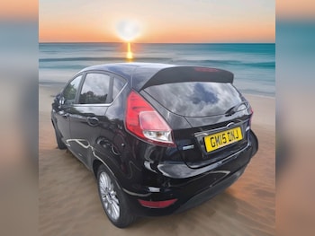 Used Ford Fiesta 2015 for sale - 78765970: Photo