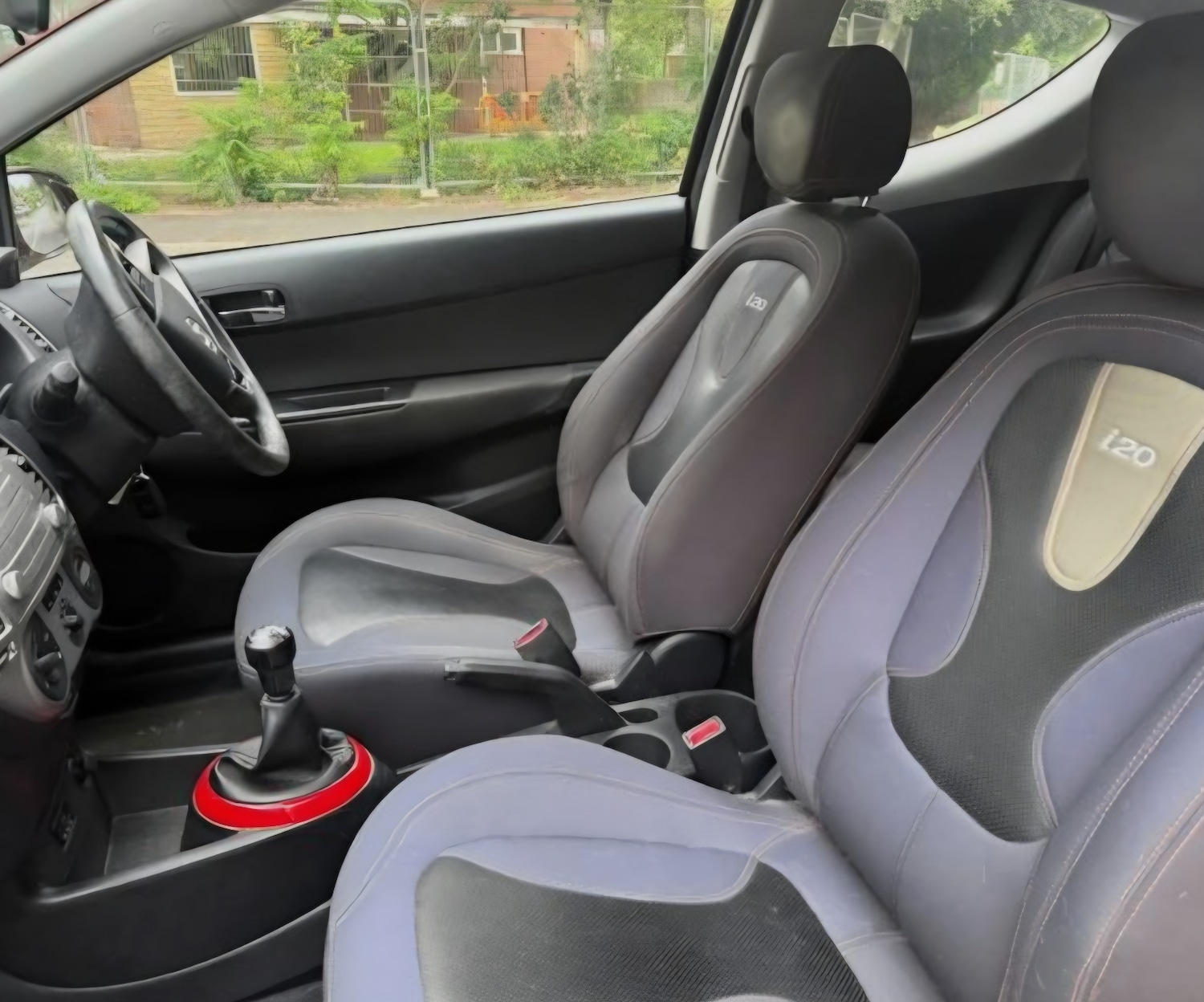 Used Hyundai i20 2011 for sale - 76669423: Photo 5