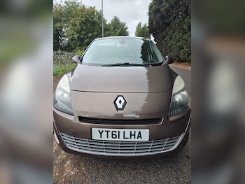 Used Renault Grand Scenic 2011 for sale - 75995831: Photo 3