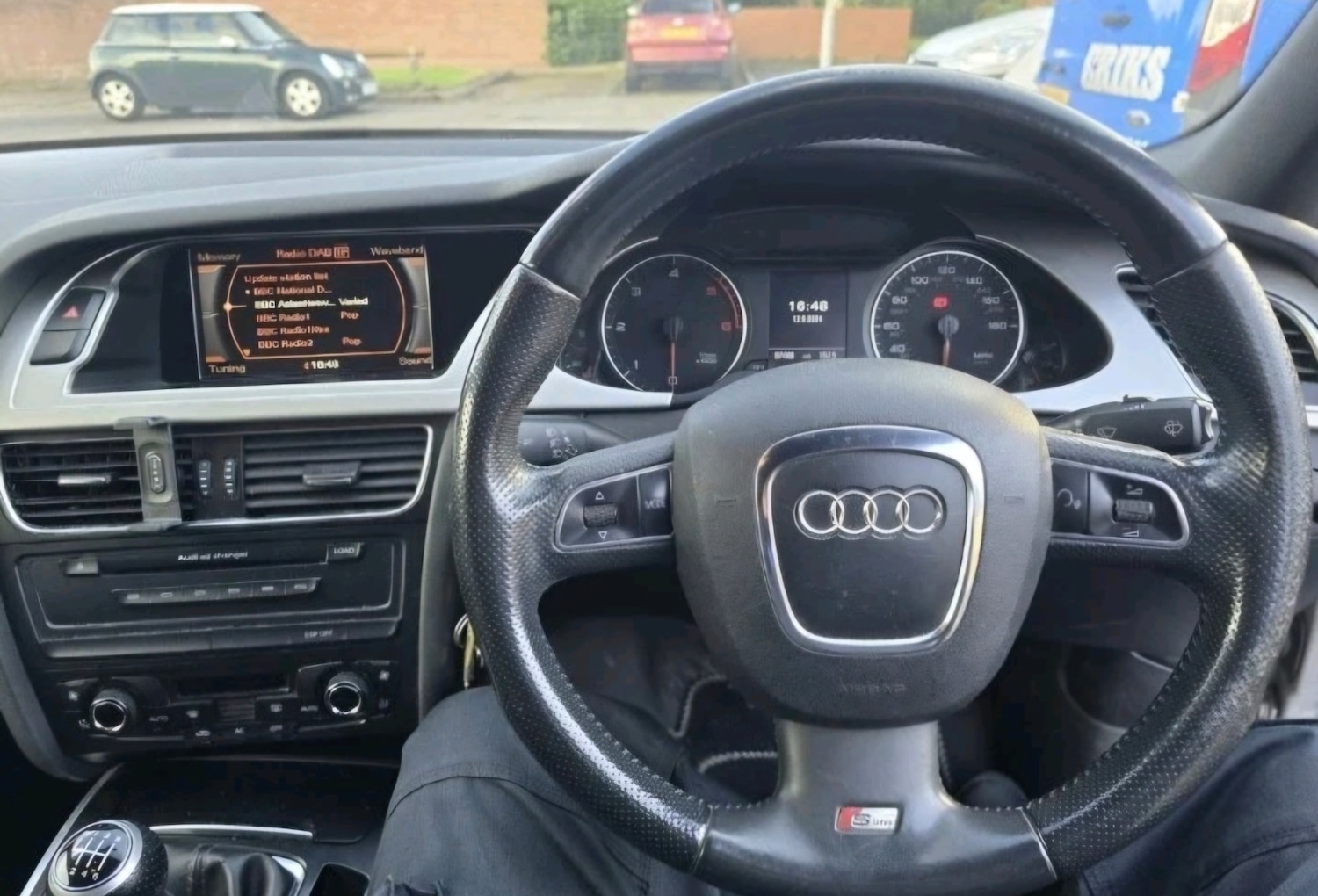 Used Audi A4 2009 for sale - 77947346: Photo 3