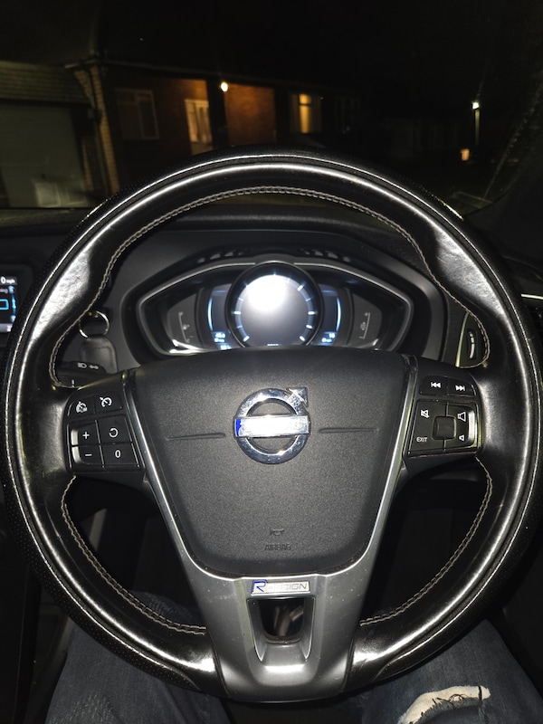 Used Volvo V40 2013 for sale - 76314113: Photo 5