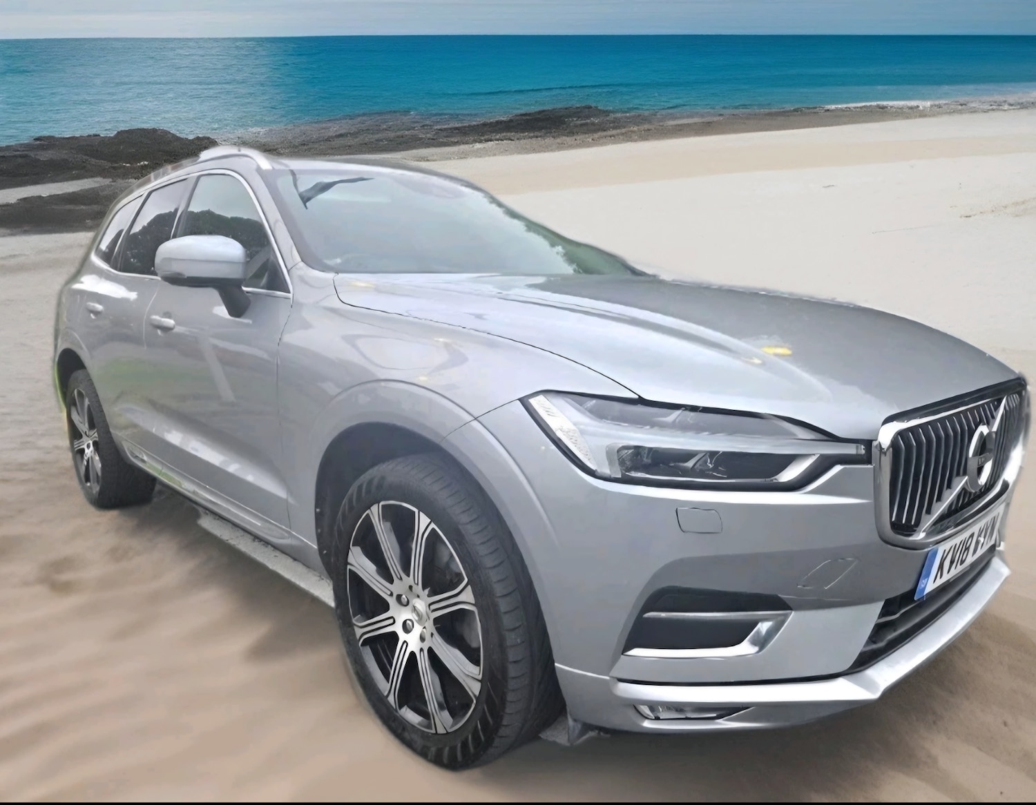 Used Volvo XC60 2018 for sale - 76024292: Photo 1