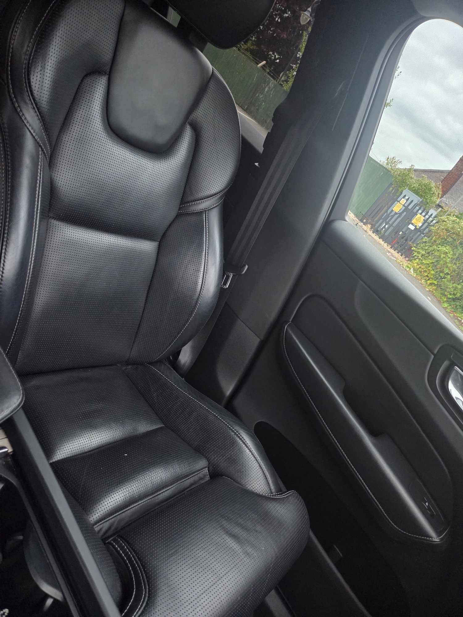 Used Volvo XC60 2018 for sale - 76024292: Photo 10